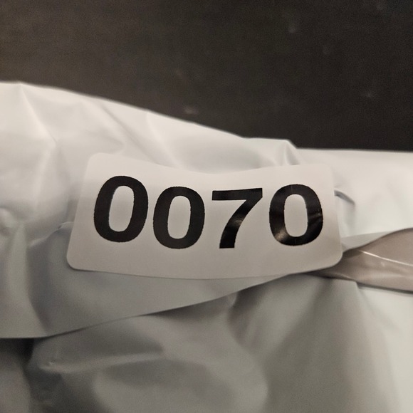 Old Navy Rockstar Super Skinny Mid Rise Cargo Jeans Black Wash Size 4 - Picture 7 of 7